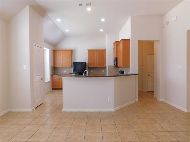 Building Photo - 717 Partridge Dr