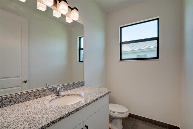 Building Photo - 12474 SW La Costa St