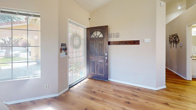 Building Photo - 45066 Palo Vista Dr
