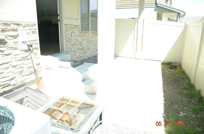 Building Photo - 10433 Sage Vista Way