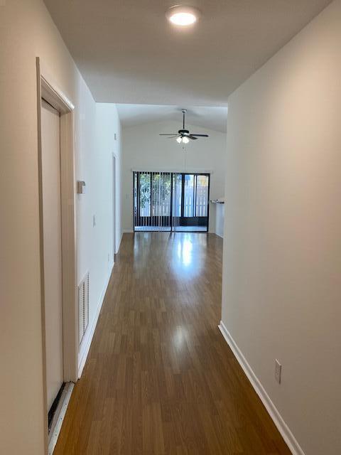 Building Photo - 41 Buxton Ln