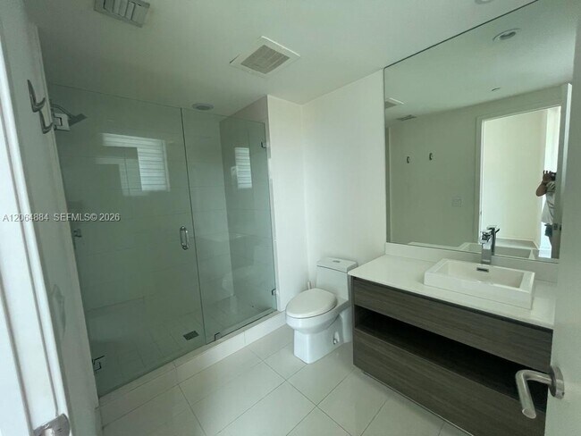 Building Photo - 1100 S Miami Ave