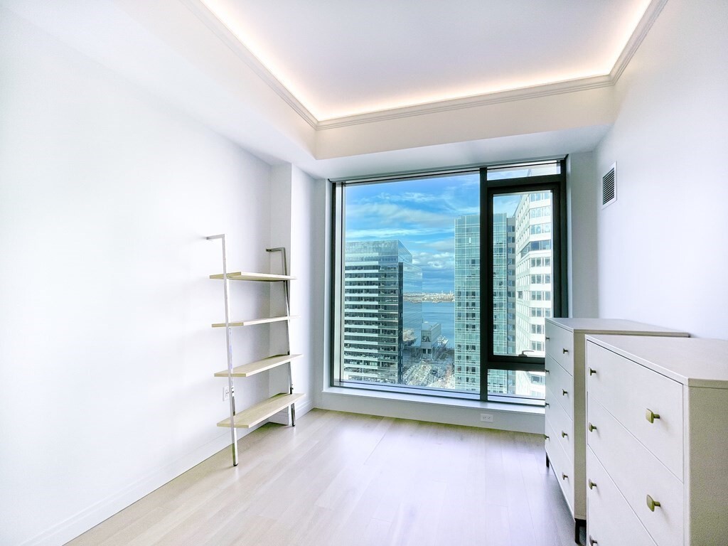 Building Photo - 133 Seaport Blvd