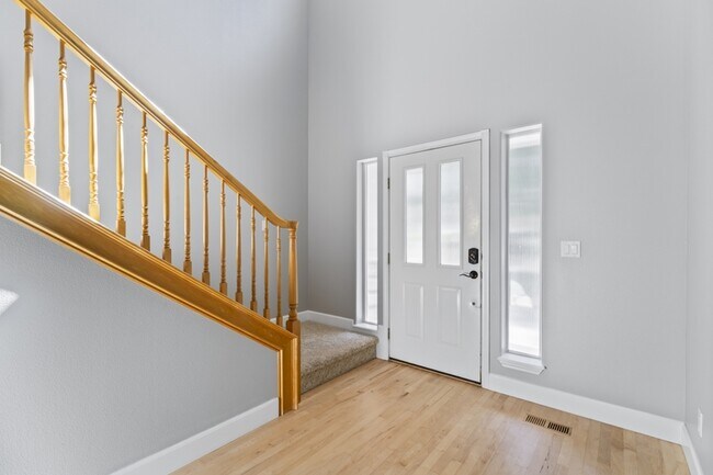 Building Photo - 15081 Widgeon Ave
