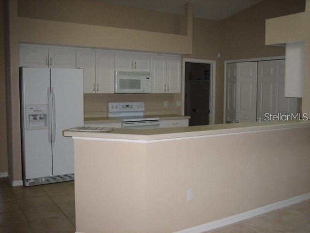 Building Photo - 5 Buttercup Pl