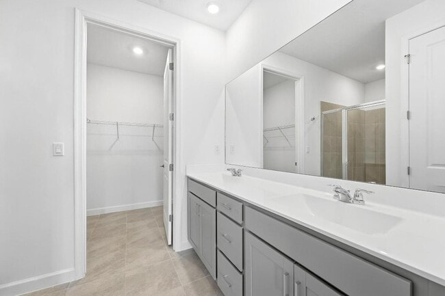 Building Photo - 6418 Seabright Ter