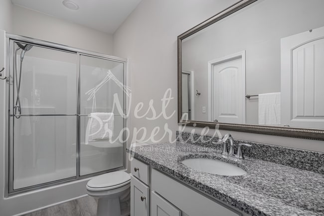 Building Photo - 428 Baymont Dr