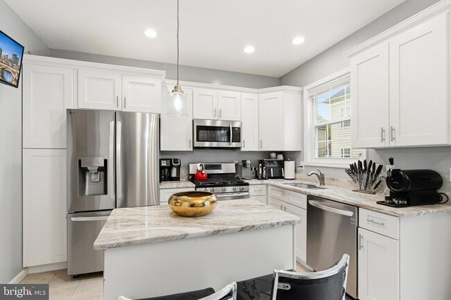 Building Photo - 4285 S Capitol St SW