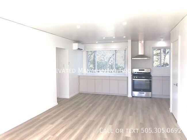 Renovated 1 Bedroom in Los Alamos. With A... - Renovated 1 Bedroom in Los Alamos.  With A...