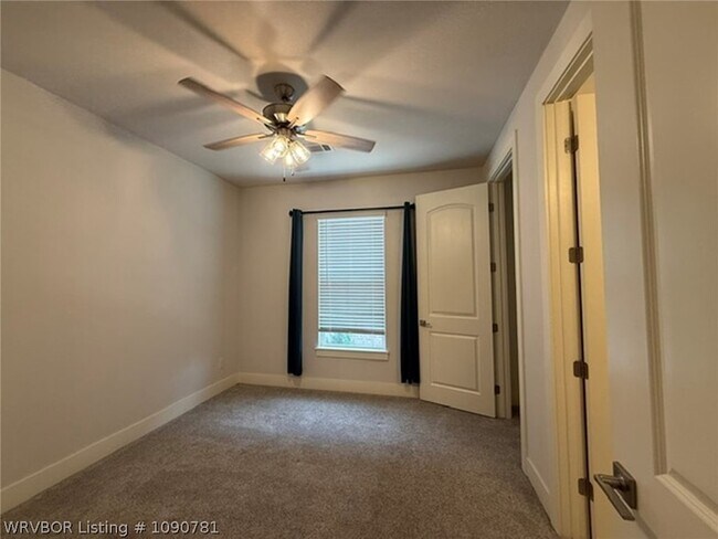 Building Photo - 9106 Kirkwood Rdg