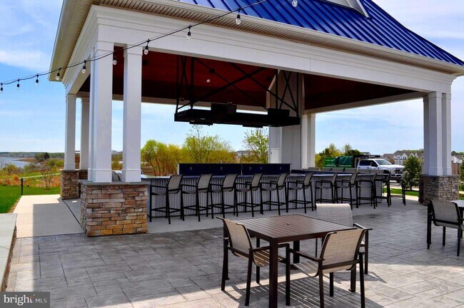 Building Photo - 170 Harrier Wy