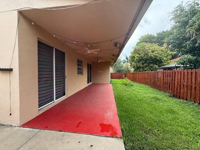 Building Photo - 9141 NW 152nd St