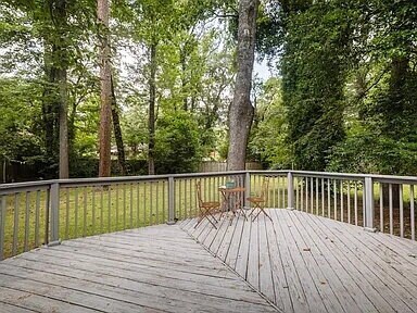Building Photo - COMING SOON — Available August 17 | 3BR/2BA Midtown Brick Ranch | Lawn Care, Pest Control & W/D I...