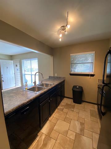 Building Photo - 4049 Herschel Ave