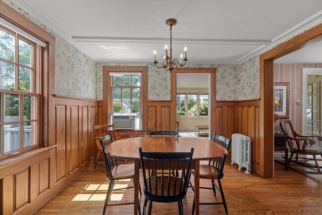 Building Photo - 84 Mt Pleasant Ave