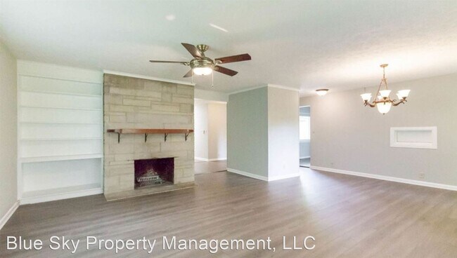 Building Photo - 4 br, 3 bath House - 912 N. Warwick Rd.