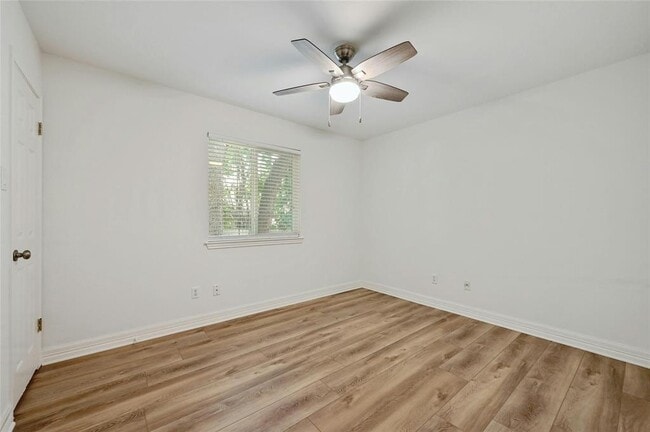Building Photo - 5703 Marchmont Ln