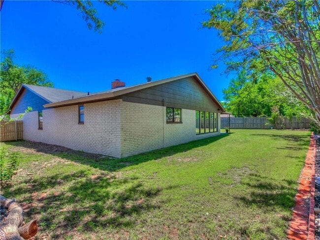 Building Photo - 2325 NW 119th St