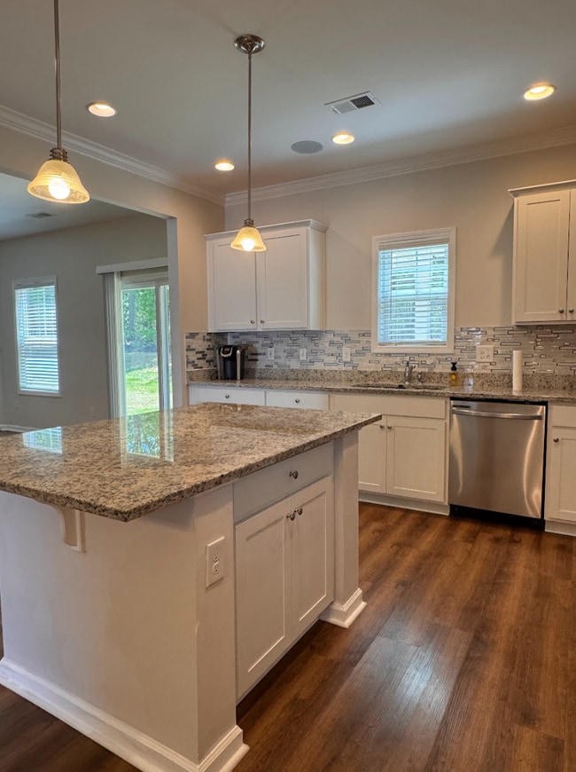 Building Photo - 320 Alameda Ln