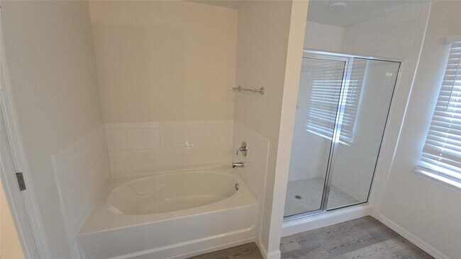 Building Photo - 8398 SW 138th Pl