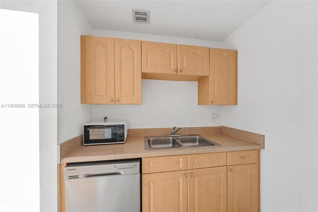 Building Photo - 2874 NW 55th Ave