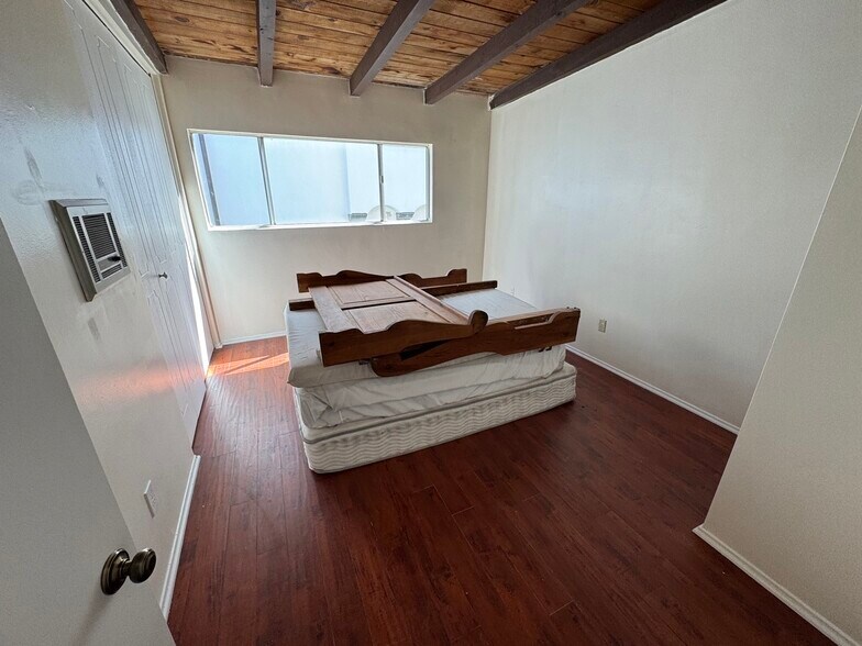 Building Photo - 1820 Speyer Ln