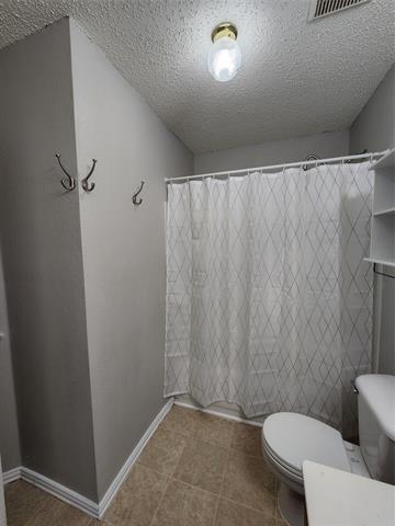 Building Photo - 1225 Lake Haven Dr