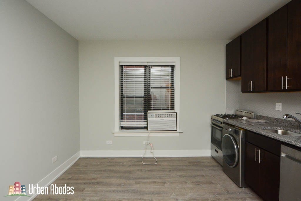 Building Photo - 445 W Belden Ave