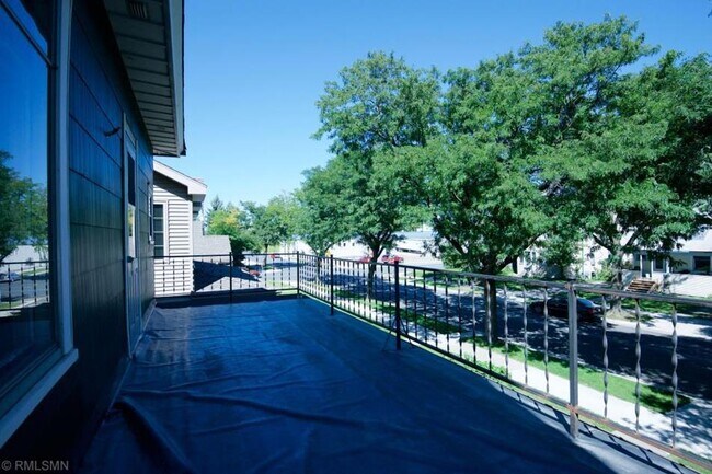 Front porch off bedroom 1 - 1165 14th Ave SE