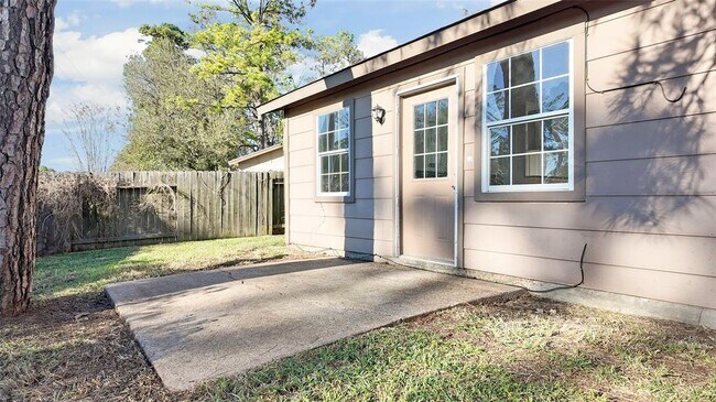 Building Photo - 4706 Glendower Dr