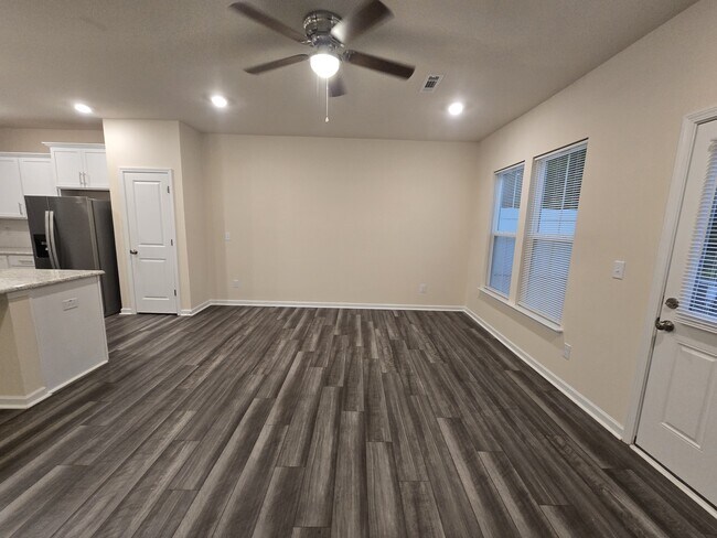 Building Photo - 4028 Beckton Trl