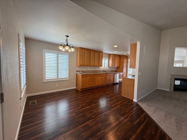 Building Photo - 2379 Albatross Way