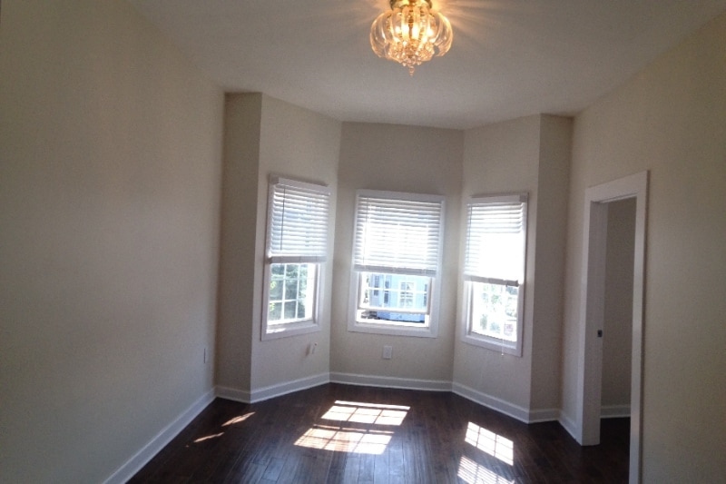 Building Photo - 3418 W McLean Ave