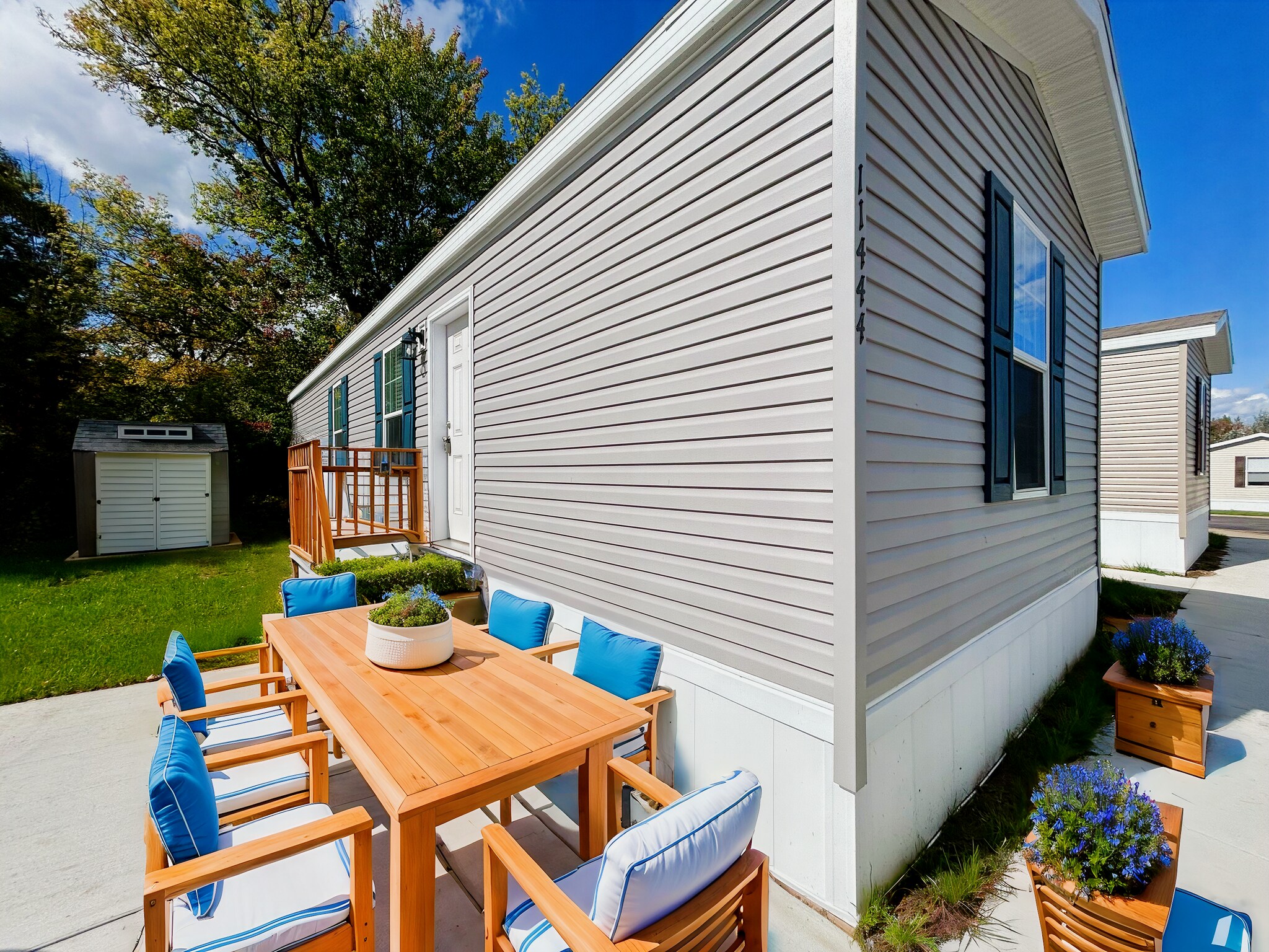 Building Photo - 11444 Oakgrove Dr