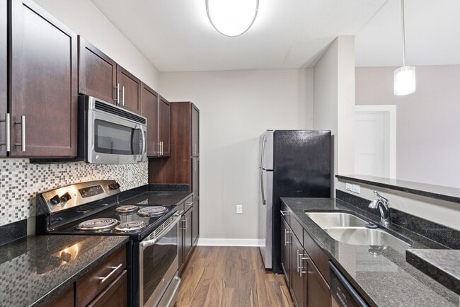 Building Photo - 2197 Nolensville Pk