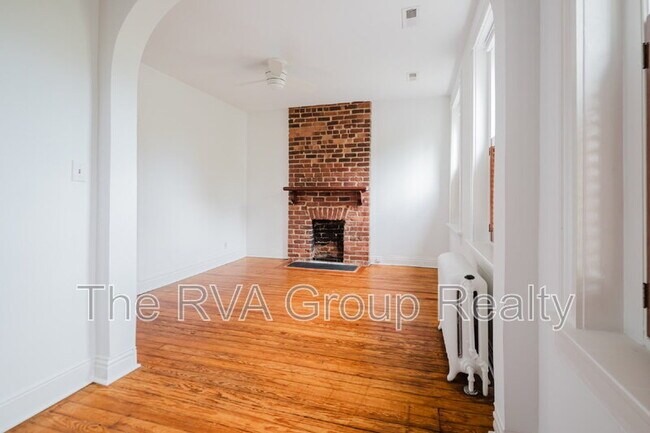 Building Photo - 2111 Floyd Ave
