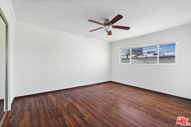 Building Photo - 1420 S Bedford St