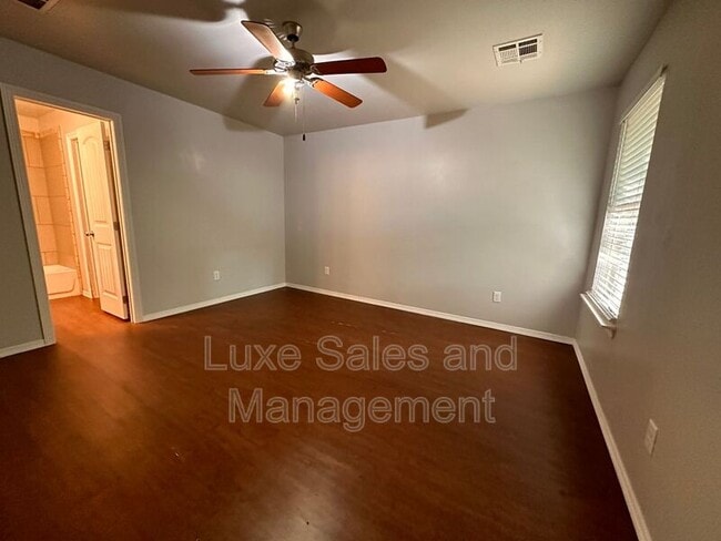 Building Photo - 1840 Casitas Cir