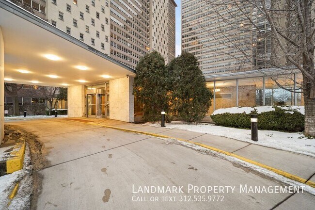 Building Photo - 3950 N Lake Shore Dr