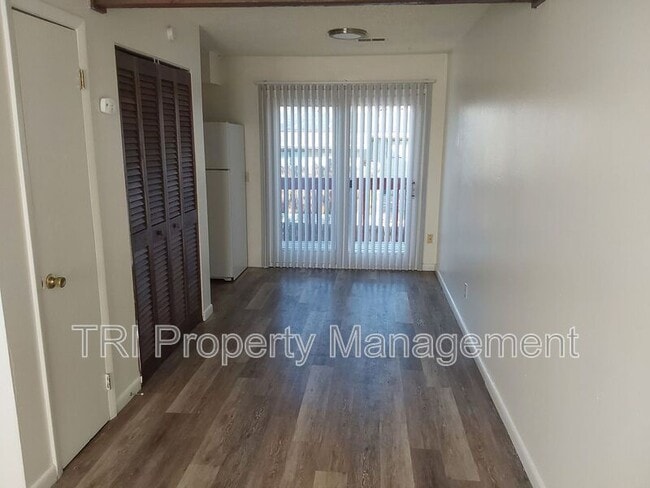 Building Photo - 2503 27th St