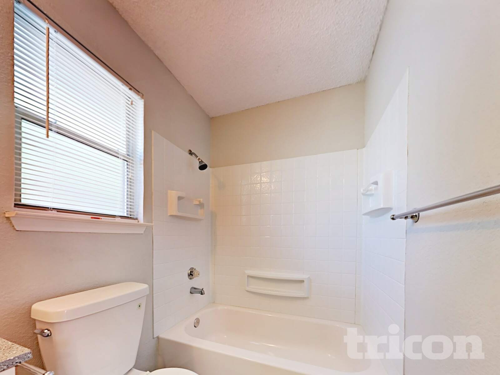 Building Photo - 900 Freshwood Ct