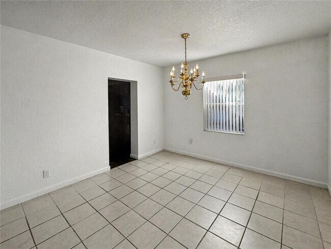 Building Photo - 612 Kensington St