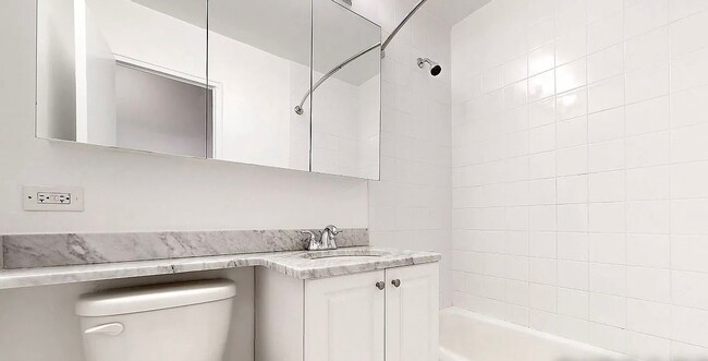 Building Photo - 2500 Johnson Ave