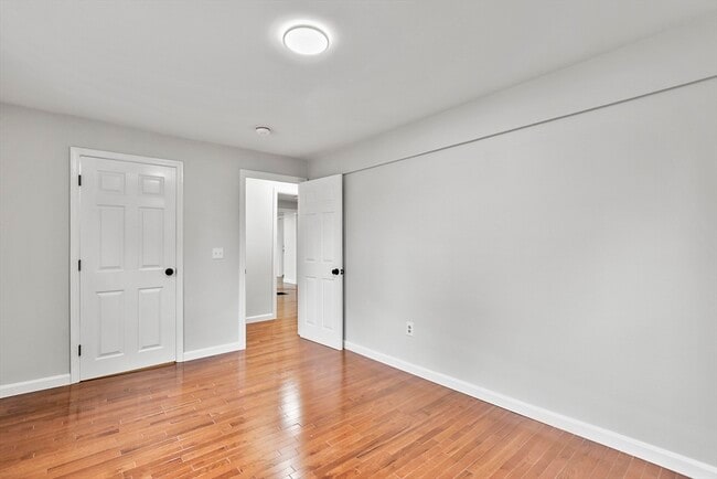 Building Photo - 138 Walker Rd