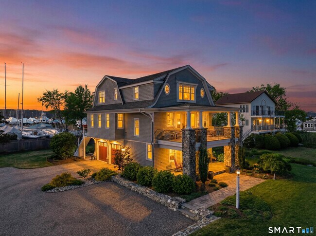 Building Photo - 505 Seaside Ave