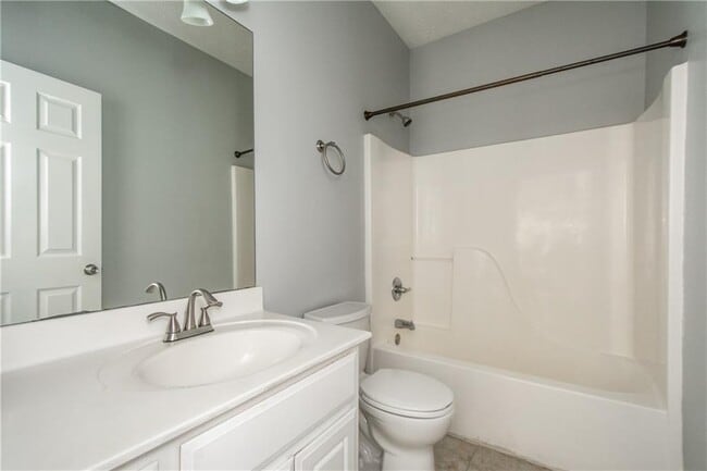 Building Photo - 4927 Planters Way