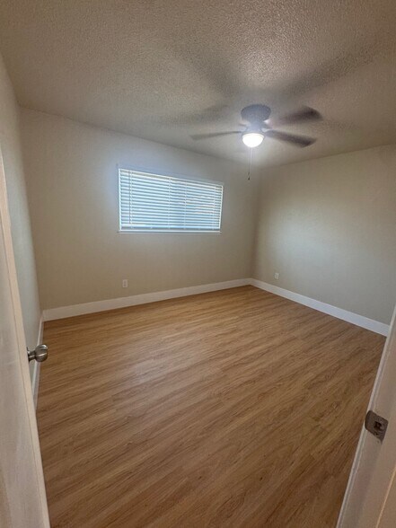 Building Photo - 2017 Fairmont Dr