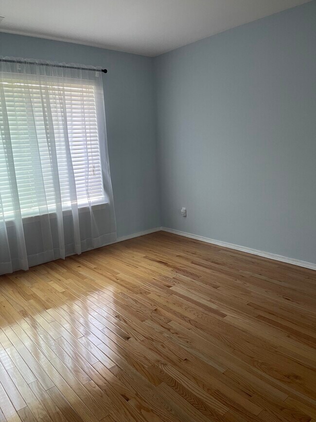 Building Photo - 15407 36th Dr SE