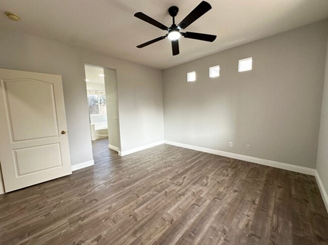 Building Photo - 3 Bdrm/3 Bath Brea Artisan Walk Home