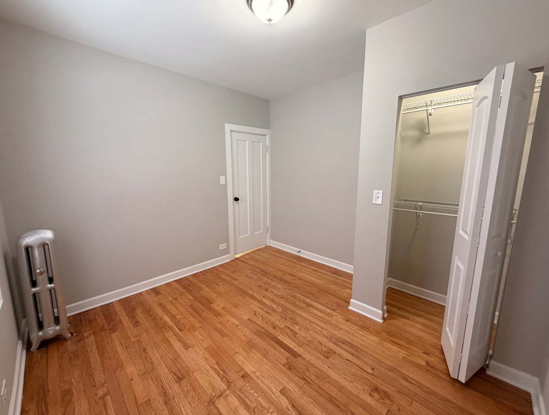 Building Photo - 2609 N Kostner Ave